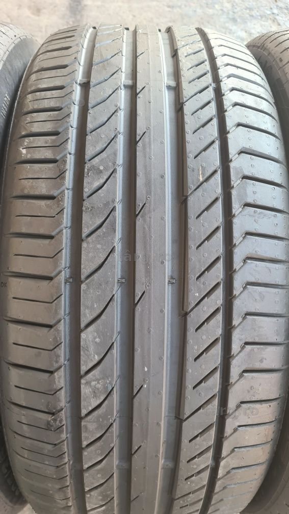 4 anvelope vara Continental,fata 255/40/20,spate 295/35/20 2
