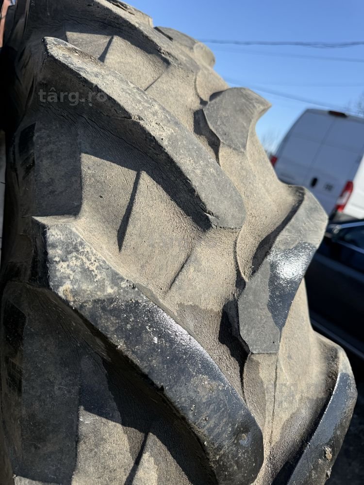13,6r36 pirelli 4