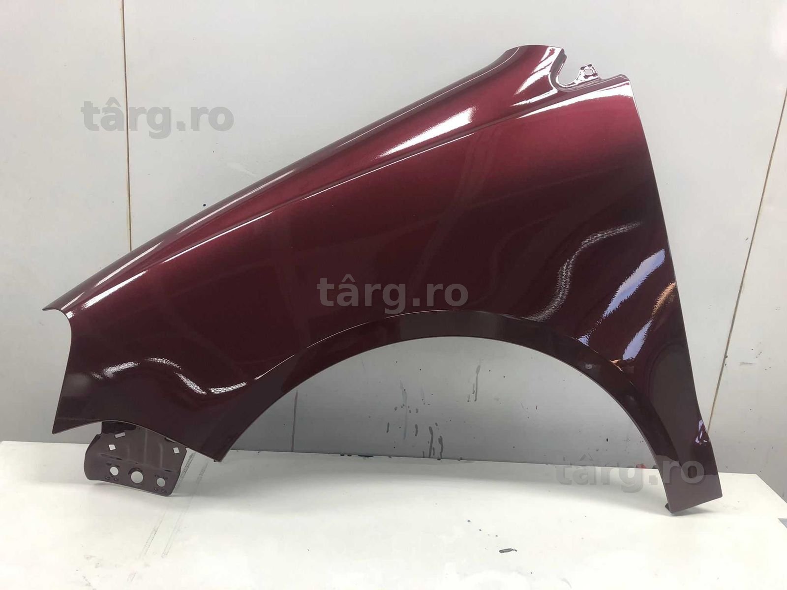 Aripa Fata Stanga VW Polo 6 VI 9N An 2005-2009 (LC3R (Rosu))