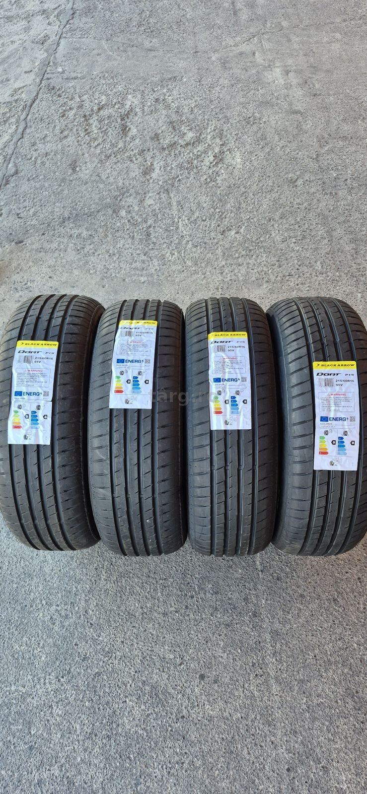 4 anvelope vara noi Blackarrow 215/60/16,dot 2025.Pretul este pe bucata.