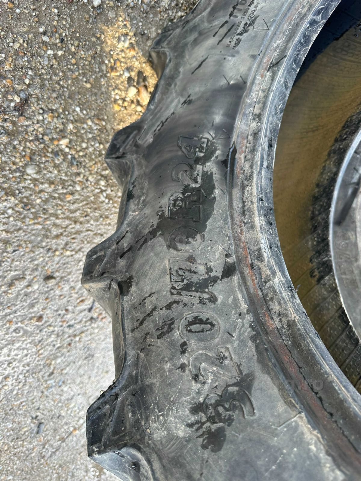 Anvelope sh 320/70 R24 2