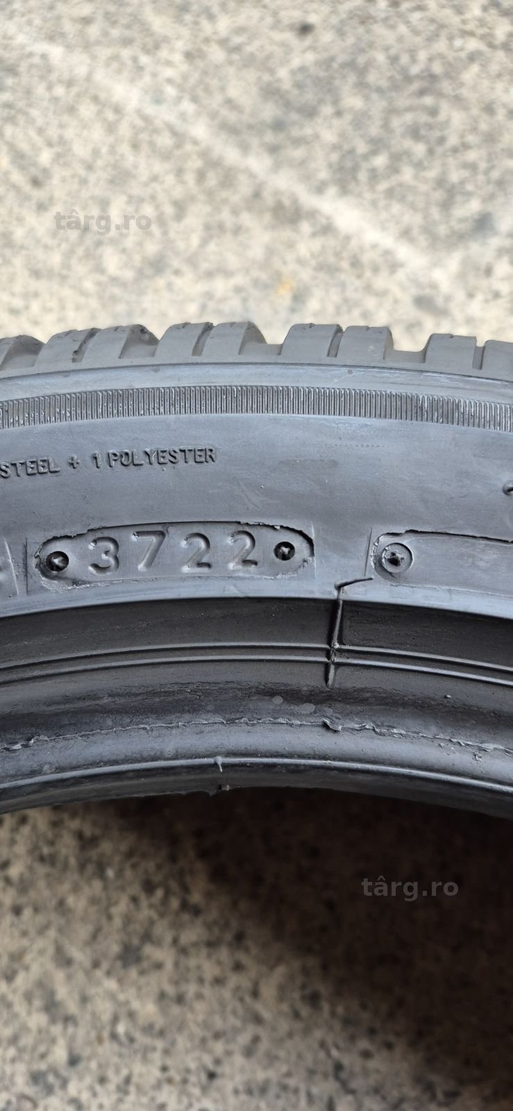 4 anvelope iarna Bridgestone 235/45/18.Pretul este pe bucata 7