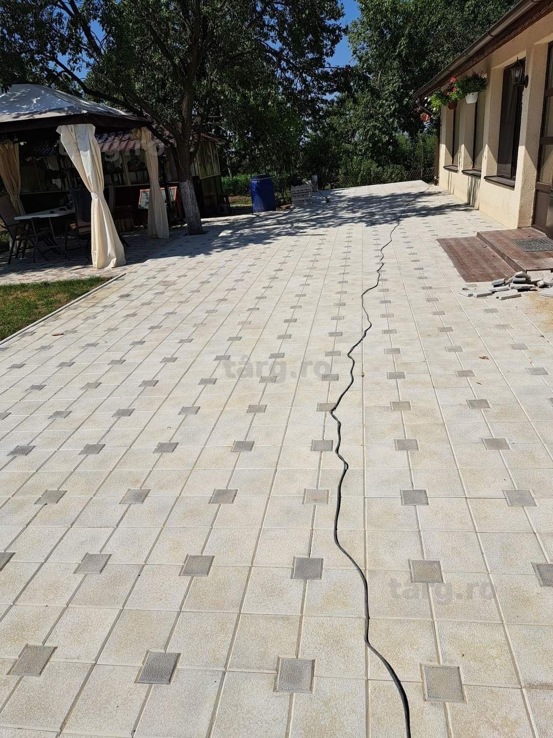 Producem pavaje pentru zone rezidențiale oferim montaj pavele manopera