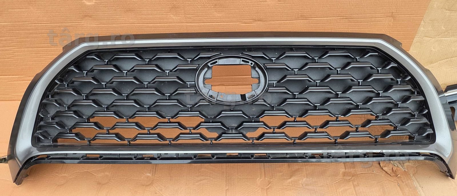 Grila radiator Toyota Corolla Cross 2023 / 2024 2025