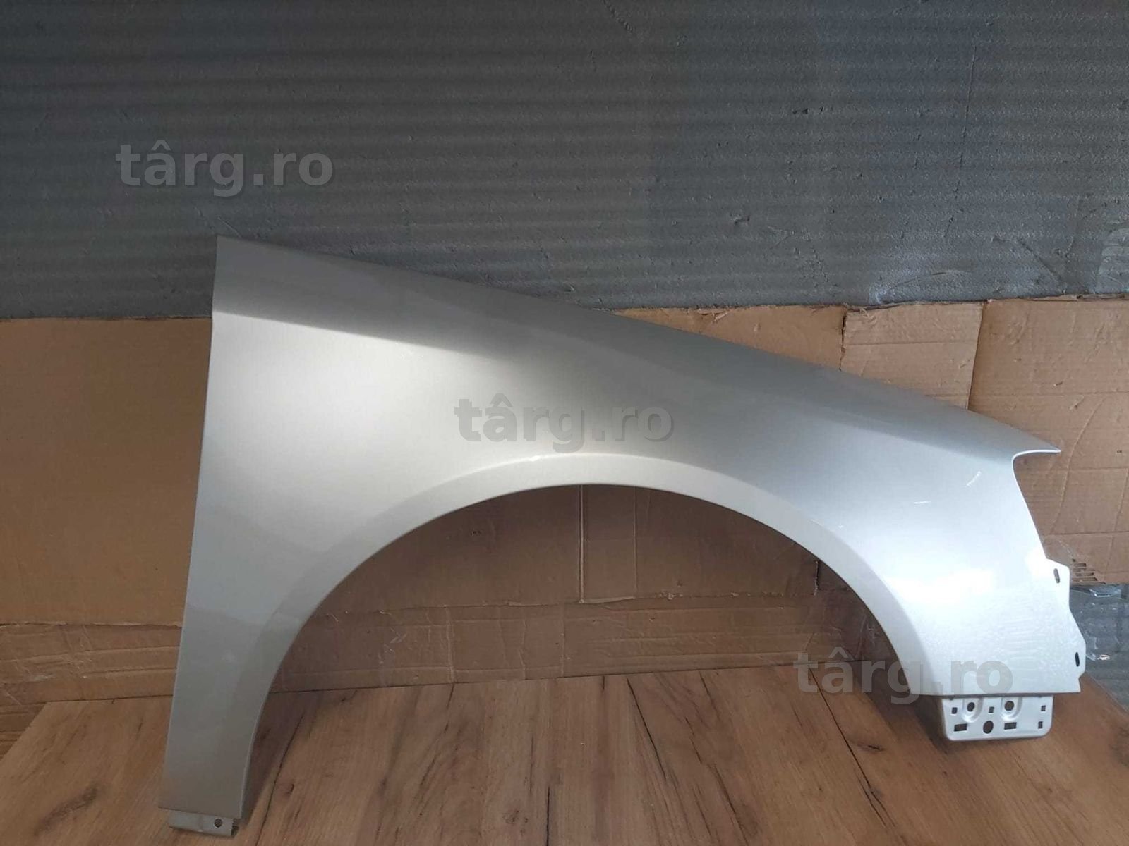 Aripa Fata Dreapta VW Passat B6 An 2005-2011 (LD1W (Auriu))