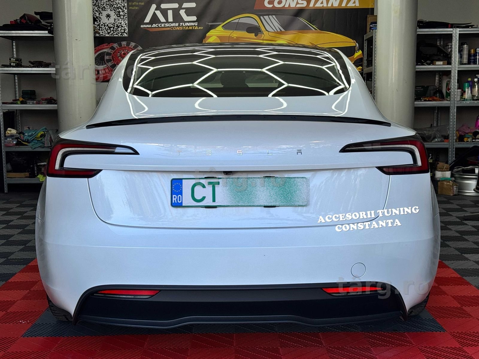 Eleron Portbagaj - Tesla Model 3 Negru Lucios
