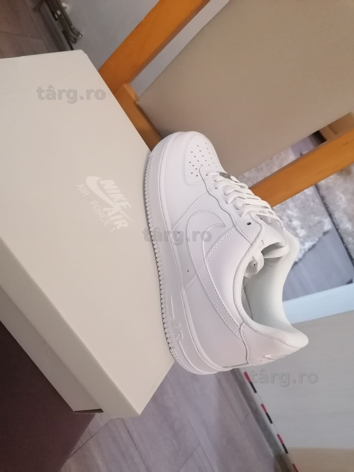Nike air force 1 low triple white 3