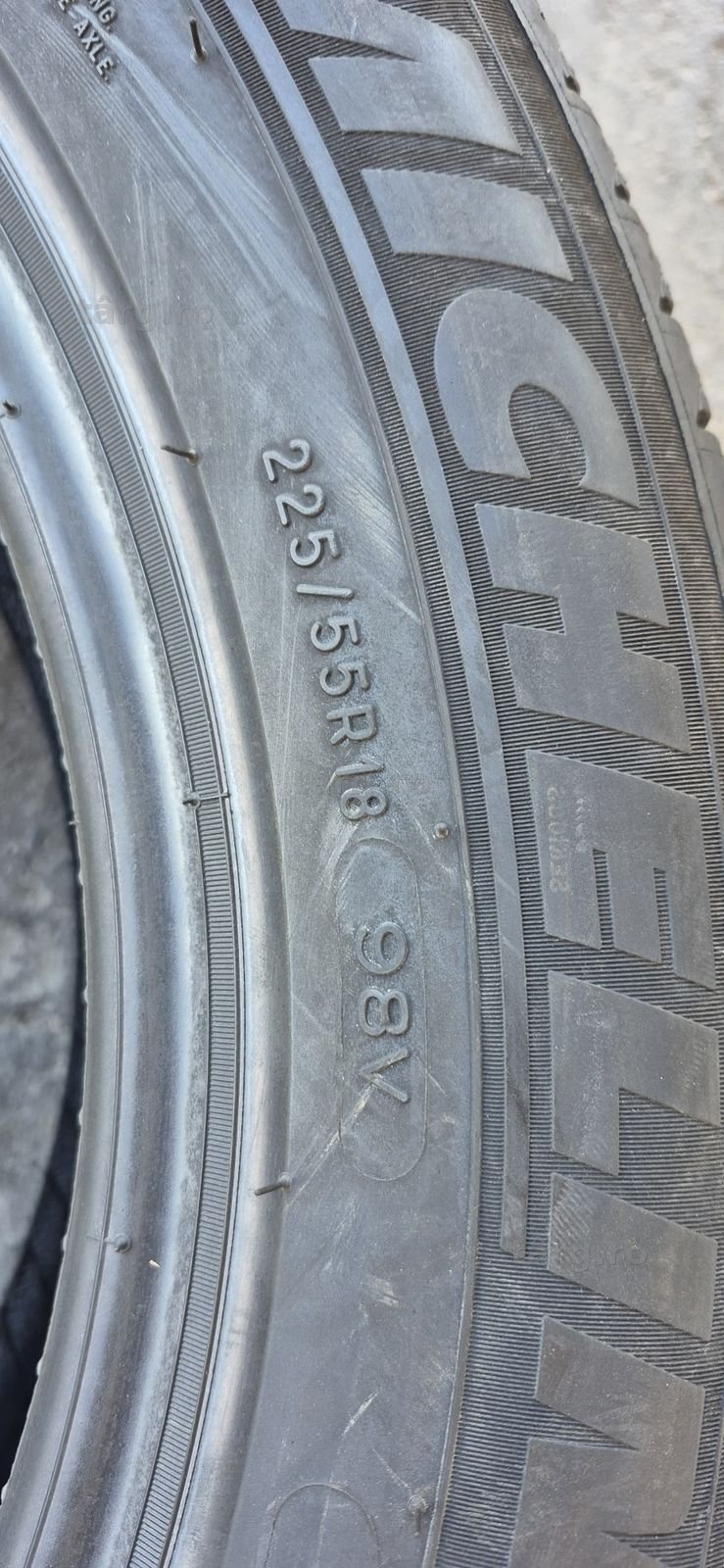 2 anvelope vara noi Michelin 225/55/18,dot 2023.Pretul este pe bucata. 5