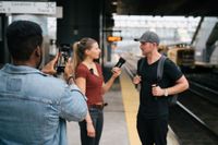 Sennheiser Profile Wireless 2-channel all-in-one clip-on & Handheld Microphone System