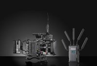 Hollyland Cosmo 2000 HDMI/SDI Wireless Video Transmission System 
