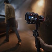 DJI RS 4 Pro Gimbal Stabilizer 4.5 kg Payload