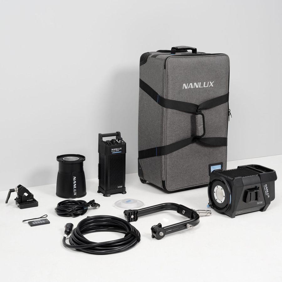 Nanlux Evoke 900C Full Color RGBLAC LED Spot Light ST-KIT